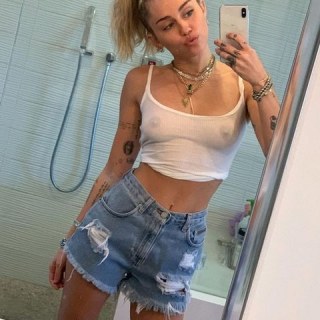 Miley Cyrus nipples